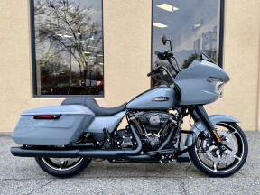 2026 Harley-Davidson® Road Glide® FLTRX thumb 3
