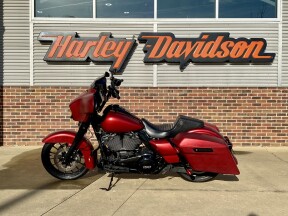 2019 Harley-Davidson® Street Glide® Special Wicked Red Denim thumb 2