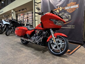 2026 Harley-Davidson® Road Glide® Blood Orange Chrome Two-Up thumb 3