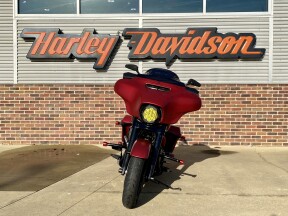 2019 Harley-Davidson® Street Glide® Special Wicked Red Denim thumb 3