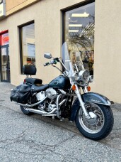 2015 Harley-Davidson® Heritage Softail® Classic FLSTC thumb 2
