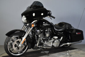 2023 Harley-Davidson® Street Glide® FLHX thumb 0