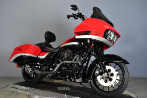 2018 Harley-Davidson® Road Glide® Special FLTRXS thumb 2