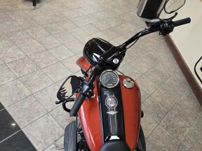2025 Harley-Davidson® Road King® Special Whiskey Fire thumb 0