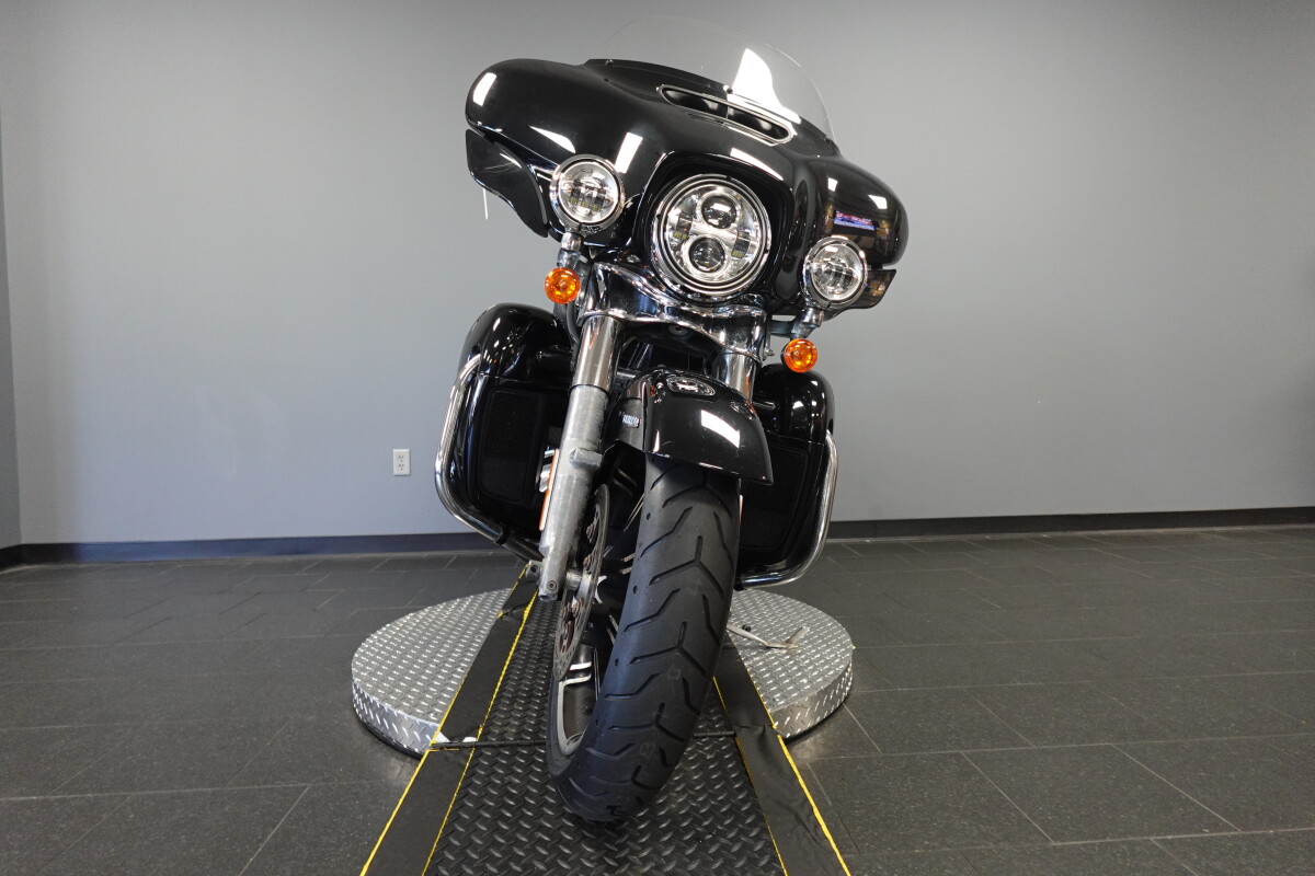2020 Harley-Davidson® Ultra Limited FLHTK, photo 3