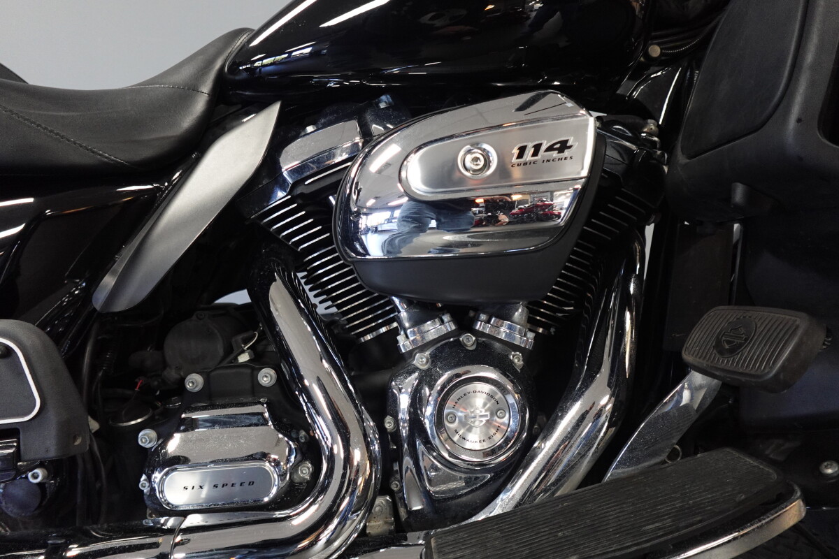 2020 Harley-Davidson® Ultra Limited FLHTK, photo 9