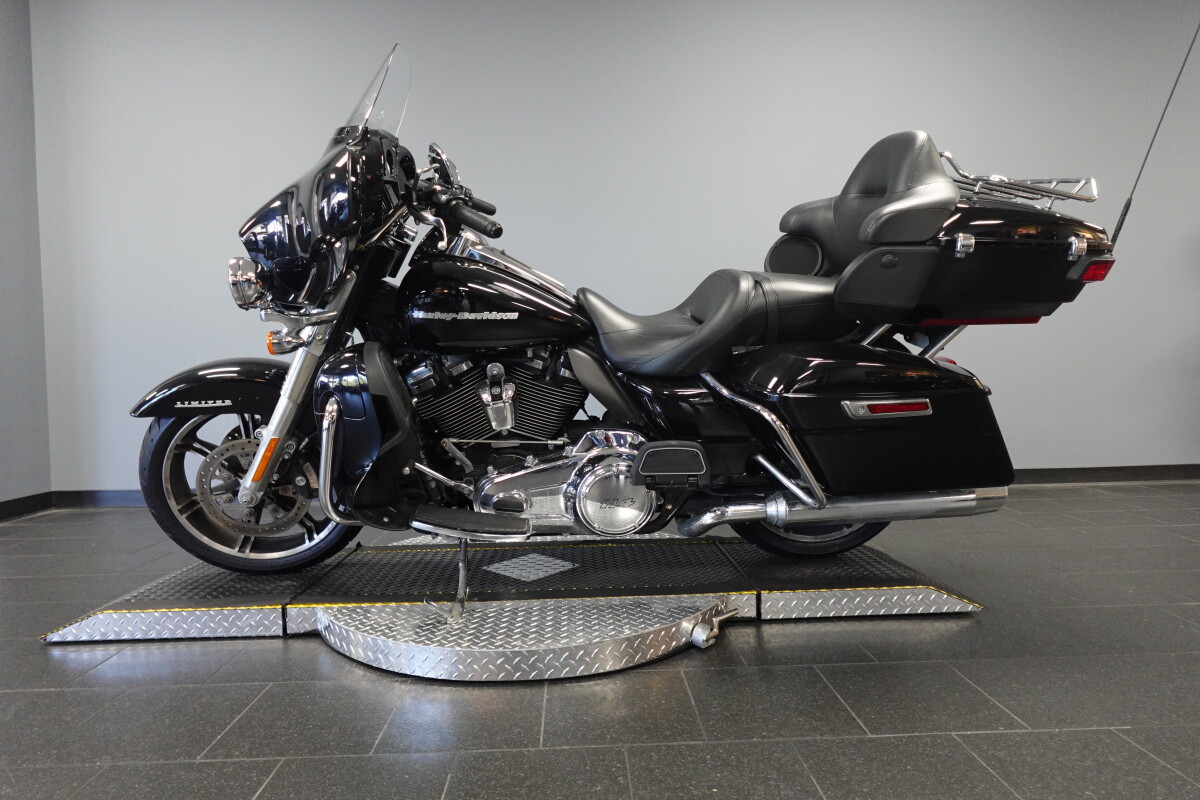 2020 Harley-Davidson® Ultra Limited FLHTK, photo 5