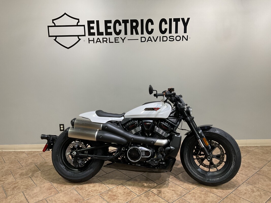 2026 Harley-Davidson® RH1250S Sportster® S White Onyx Pearl Black