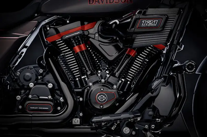 Milwaukee-Eight 121 High Output Motor