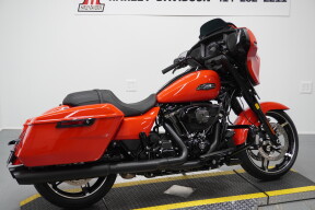2026 Harley-Davidson® Street Glide® Blood Orange Black Trim thumb 3