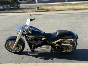 2019 Harley-Davidson® Fat Boy® 114 Midnight Blue thumb 1