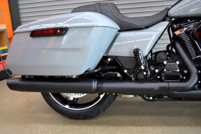 2026 Harley-Davidson® Road Glide® Dark Billiard Gray Black Trim thumb 1