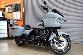 2026 Harley-Davidson® Road Glide® Dark Billiard Gray Black Trim thumb 0