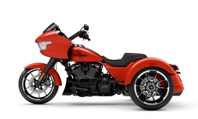 2026 Harley-Davidson® Road Glide® 3 - Blood Orange (Black Trim) thumb 1