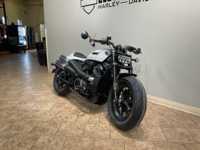 2026 Harley-Davidson® Sportster® S White Onyx Pearl Black Trim RH1250S thumb 2