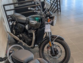 2025 Triumph Bonneville T100 thumb 2