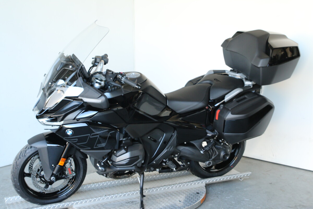 On Sale 2026 BMW R 1300 RT, photo 8