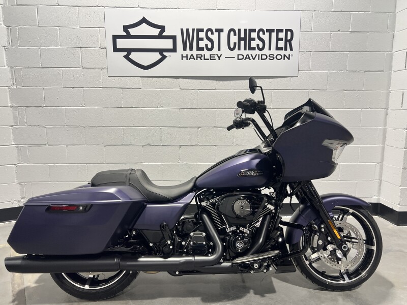2025 Harley-Davidson<sup>®</sup> Road Glide® Purple Abyss Denim - Black Finish FLTRX