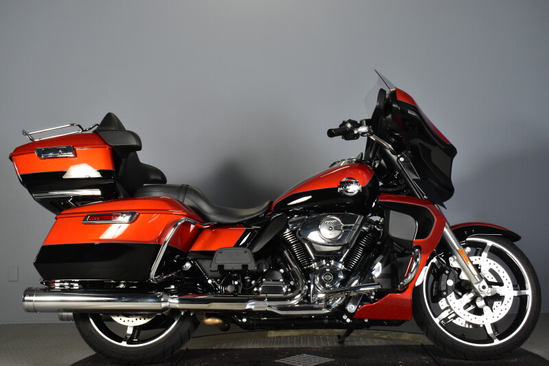 2025 Harley-Davidson® Street Glide™ Ultra FLHXU