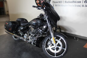 2026 Harley-Davidson® Street Glide® FLHX thumb 1