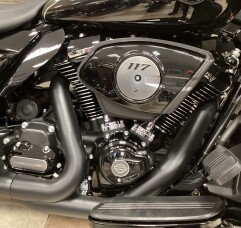 2026 Harley-Davidson® Street Glide® Olive Steel Metallic / Vivid Black Black Trim thumb 0