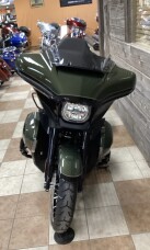 2026 Harley-Davidson® Street Glide® Olive Steel Metallic / Vivid Black Black Trim thumb 3