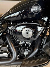FLTRXL 2026 Road Glide Limited thumb 0