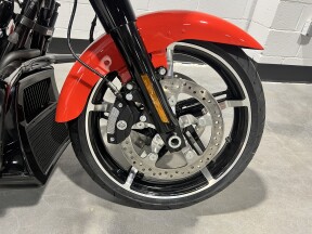 2026 Harley-Davidson® Street Glide® Blood Orange FLHX thumb 2