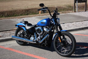 2026 Harley-Davidson® Street Bob® FXBB thumb 3
