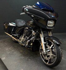 Harley-Davidson® Street Glide® 2026 FLHX MIDNIGHT EMBER thumb 2