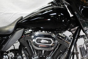 FLHTCU 2009 Electra Glide® Ultra Classic® thumb 0