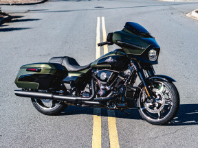 FLHX 2026 Street Glide® thumb 2