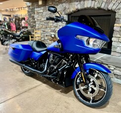 2026 FLTRX - Road Glide thumb 3