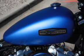 2026 Harley-Davidson® Street Bob® FXBB thumb 1