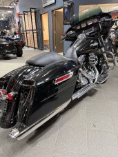 FLHXS 2016 Street Glide® Special thumb 1