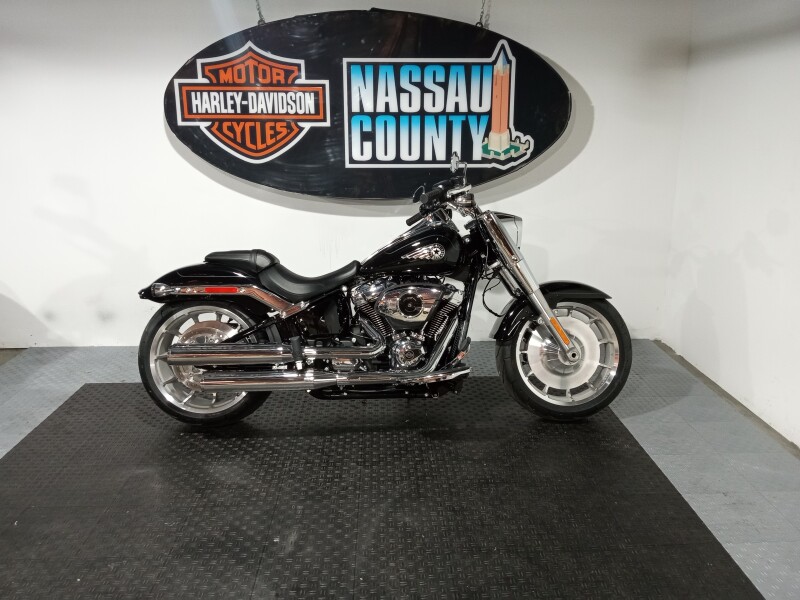 2025 Harley-Davidson® Fat Boy® - Vivid Black
