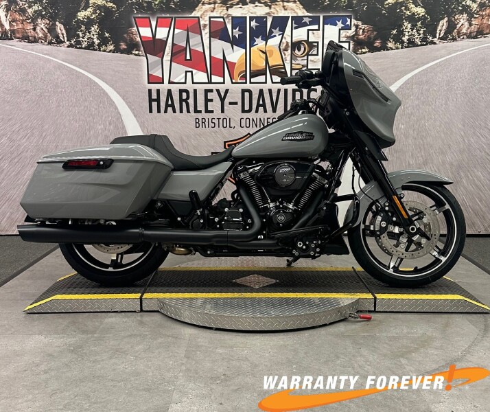 2026 FLHX Street Glide® 
