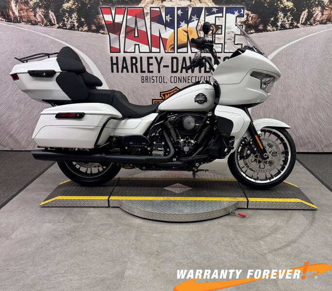 2026 FLTRXL Road Glide Limited 