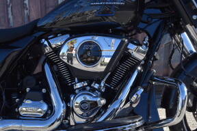 2026 Harley-Davidson® Street Glide® FLHX thumb 3
