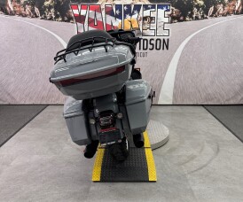 2026 FLHXL Street Glide Limited  thumb 2