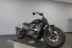 2022 Harley-Davidson® Sportster® S RH1250S thumb 2