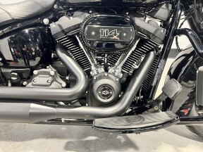 2024 Harley-Davidson® Heritage Classic Vivid Black FLHCS thumb 1
