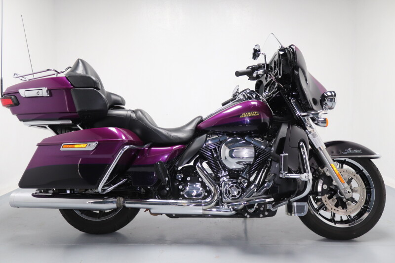 2016 Harley-Davidson® Ultra Limited Low Custom Colour Purple Fire/Blackberry Smoke