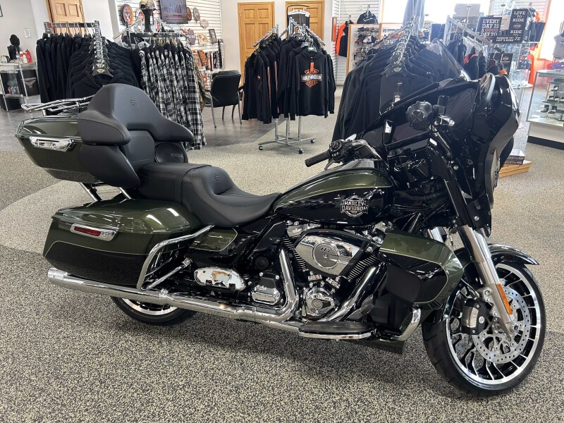 2026 Harley-Davidson® FLHXL Street Glide™ Limited