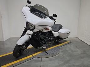 FLHX 2024 Street Glide® thumb 2
