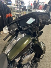 2026 Harley-Davidson® FLHXL Street Glide™ Limited thumb 0