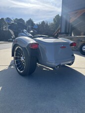 2025 Harley-Davidson® Road Glide® 3 Billiard Gray thumb 1