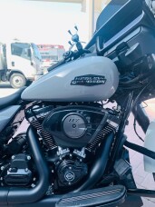 2025 Harley-Davidson® Street Glide™ Billiard Gray thumb 1