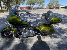 2017 Harley-Davidson® CVO™ Limited thumb 0