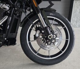 2026 Harley-Davidson® Low Rider™ ST thumb 1